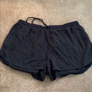 Women’s Universal Thread Short